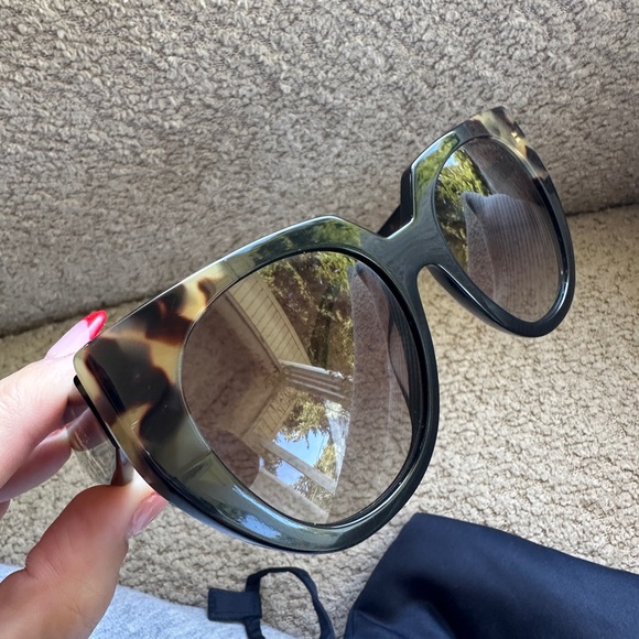 PRADA PR14WSF 970605 SUNGLASSES - Picture 6 of 10